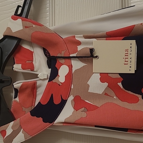 Fitted sleevless dress - Picture 4 of 4